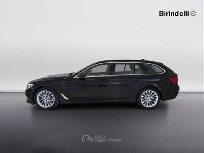 BMW Serie 5 518d Serie 5(g30/31/f90) - 518d touring luxury Nero usata Vinci