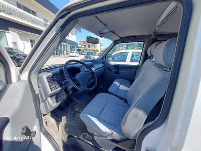 Volkswagen Transporter METANO Beige usata Giulianova