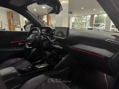Peugeot 2008 1.5 BlueHdi GT 131cv Automatica Grigio usata Pozzuoli