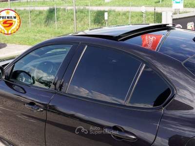 Alfa Romeo Giulia 2.2 210cv t Intensa Q4 | HARMAN KARDON | TETTO Nero usata Caerano di San Marco