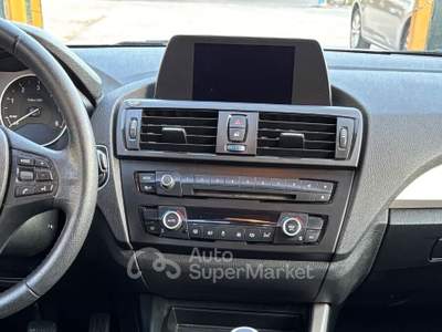 BMW Serie 1 118d 118d serie1 serie 1 Urban 5p. Argento usata Bologna
