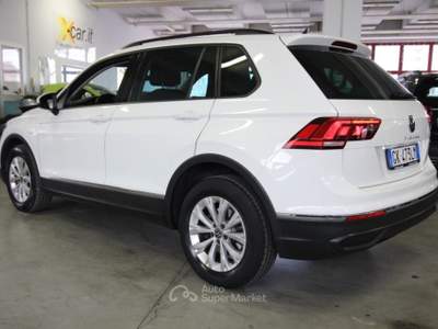 Volkswagen Tiguan 1.4 TSI eHYBRID DSG Life Bianco usata Torino