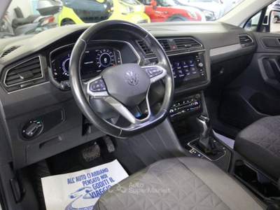 Volkswagen Tiguan 1.4 TSI eHYBRID DSG Life Bianco usata Torino