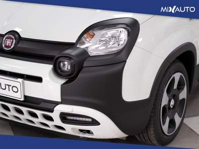 Fiat Panda Pandina Cross 1.0 Firefly Hybrid S&amp;S 70CV Bianco usata Latina