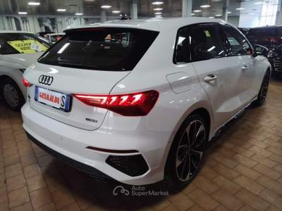 Audi A3 SPORTBACK 40 TDI quattro S tr. S line edition 19" Bianco usata Vigevano
