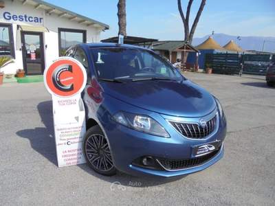 Lancia Ypsilon 1.0 FireFly 5 porte S&S Hybrid Blu/Azzurro usata Guidonia Montecelio
