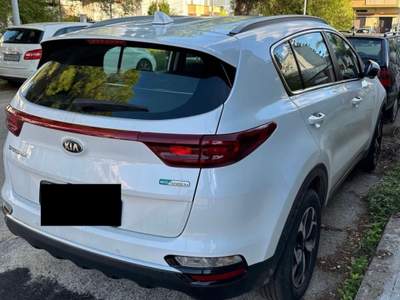 Kia Sportage Tecnologia ibrida, comfort e design sportivo Bianco usata Nardò
