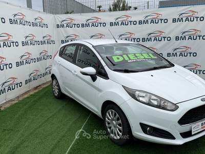 Ford Fiesta GARANTITA 12 MESI 1.5 TDCi 75CV 5 porte Business Bianco usata Napoli