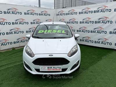 Ford Fiesta GARANTITA 12 MESI 1.5 TDCi 75CV 5 porte Business Bianco usata Napoli
