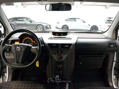 Toyota iQ 1.0 Automatica Unico Proprietario Ok Neopatentati Argento usata Monza