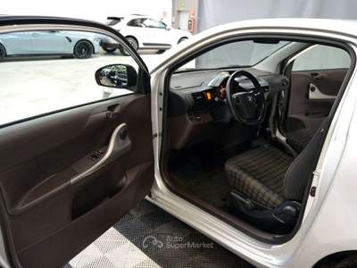 Toyota iQ 1.0 Automatica Unico Proprietario Ok Neopatentati Argento usata Monza