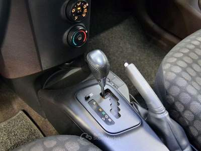 Toyota iQ 1.0 Automatica Unico Proprietario Ok Neopatentati Argento usata Monza