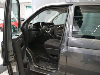Volkswagen Multivan 2.0 TDI 150CV DSG Trendline PEDANA DISABILI PROMO Grigio usata Monza