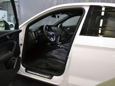 Audi Q5 SPB 50 TFSI e quattro Stronic Identity Black Iva** Bianco usata Monza