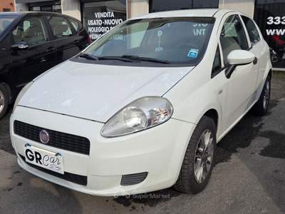 Fiat Grande Punto GPL ideale per neopatentati Bianco usata La Loggia Fiat Grande Punto GPL ideale per neopatentati Bianco usata La Loggia