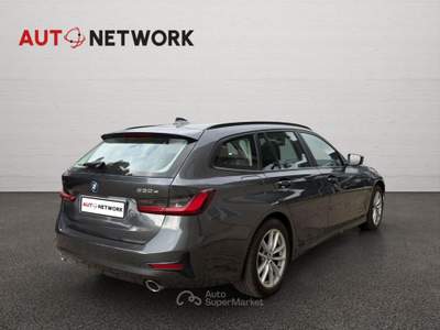 BMW Serie 3 330e e xDrive Touring Business Advantage Grigio usata Imola