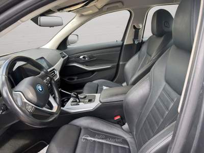 BMW Serie 3 330e e xDrive Touring Business Advantage Grigio usata Imola