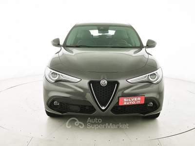 Alfa Romeo Stelvio 2.2 Turbodiesel 190 CV AT8 Q4 Ti Grigio usata Crema