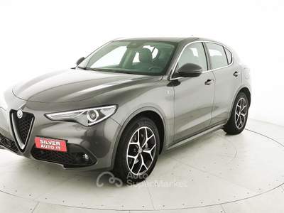 Alfa Romeo Stelvio 2.2 Turbodiesel 190 CV AT8 Q4 Ti Grigio usata Crema