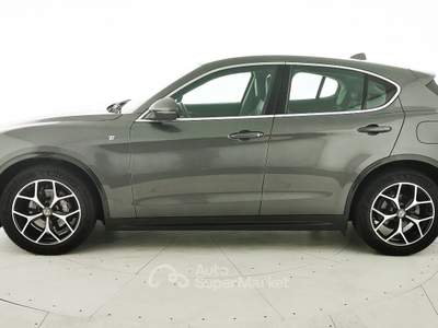Alfa Romeo Stelvio 2.2 Turbodiesel 190 CV AT8 Q4 Ti Grigio usata Crema