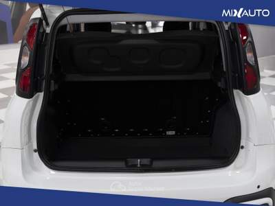 Fiat Panda Pandina Cross 1.0 Firefly Hybrid S&amp;S 70CV Bianco usata Latina