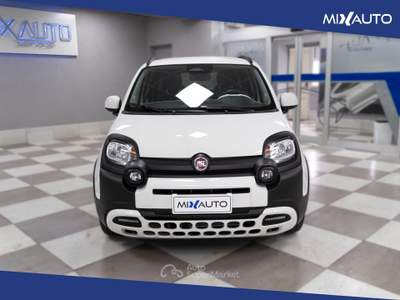 Fiat Panda Pandina Cross 1.0 Firefly Hybrid S&amp;S 70CV Bianco usata Latina