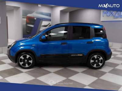 Fiat Panda Pandina Cross 1.0 Firefly Hybrid S&amp;S 70CV Blu/Azzurro usata Latina