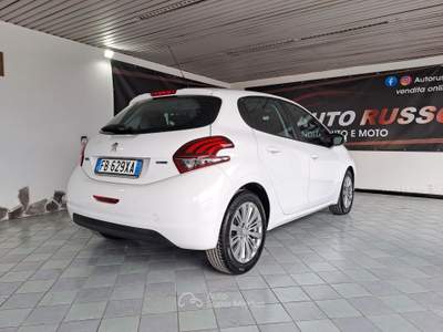 Peugeot 208 Hdi 75cv Restayling usata Giugliano in Campania