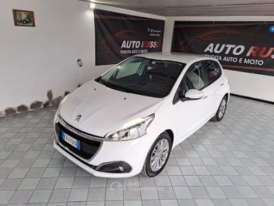 Peugeot 208 Hdi 75cv Restayling usata Giugliano in Campania