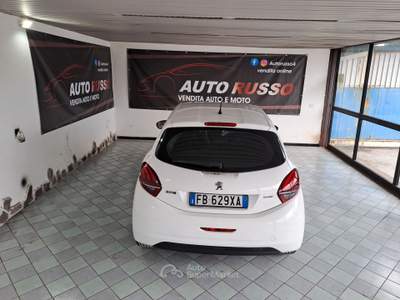 Peugeot 208 Hdi 75cv Restayling usata Giugliano in Campania