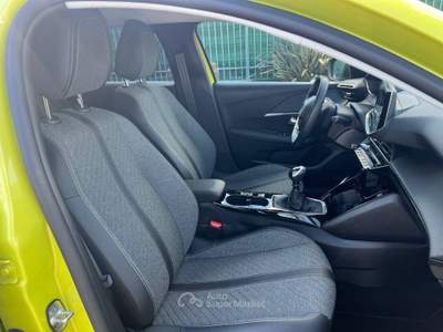 Peugeot 208 1.2 puretech Allure s&s 100cv Giallo usata Agliana