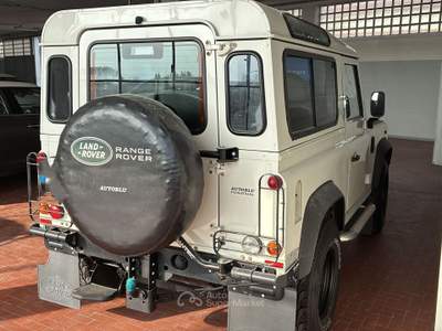 Land Rover Defender 2.4 td se sw Bianco usata Bollengo