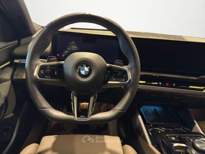 BMW Serie 5 540d  540d touring 48v xdrive msport pro 183kw auto Bianco usata Firenze