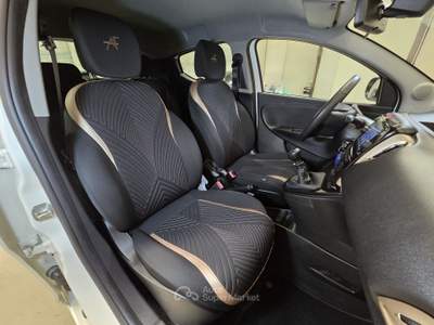 Lancia Ypsilon Lancia Ypsilon 1.0 Hybrid Alberta Ferretti Bianco usata Caino