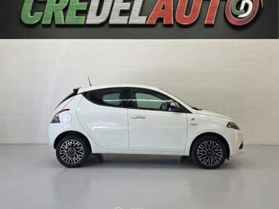 Lancia Ypsilon Lancia Ypsilon 1.0 Hybrid Alberta Ferretti Bianco usata Caino