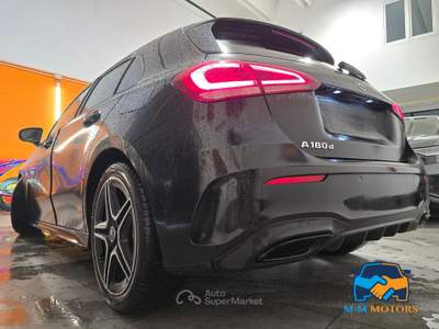 Mercedes-Benz Classe A D Premium 8G-DCT Nero usata Curno