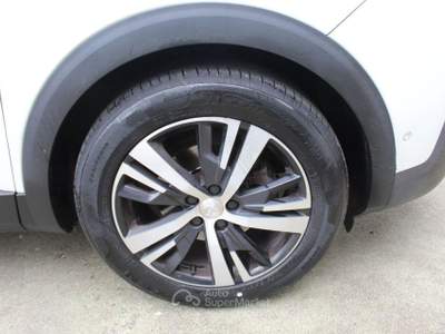 Peugeot 3008  BlueHDi 120 S&S GT Line Bianco usata Padula
