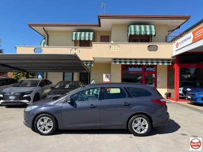 Ford Focus  SW 1.6 tdci Titanium 115cv Grigio usata Campolongo Maggiore