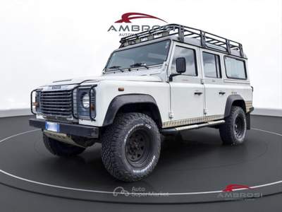 Land Rover Defender 110 2.5 Td5 cat Station Wagon SE - AUTOCARRO N1 Bianco usata Corciano
