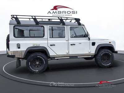 Land Rover Defender 110 2.5 Td5 cat Station Wagon SE - AUTOCARRO N1 Bianco usata Corciano