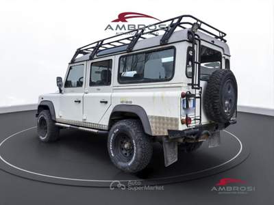 Land Rover Defender 110 2.5 Td5 cat Station Wagon SE - AUTOCARRO N1 Bianco usata Corciano