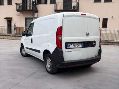 Opel Combo OPEL COMBO Bianco usata Montesarchio