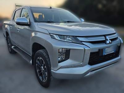 Mitsubishi L200 4X4 Argento usata Cecina