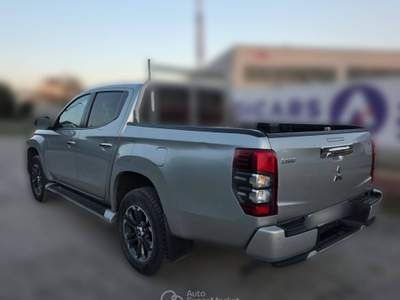 Mitsubishi L200 4X4 Argento usata Cecina