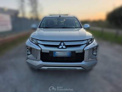 Mitsubishi L200 4X4 Argento usata Cecina