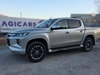 Mitsubishi L200 4X4 Argento usata Cecina