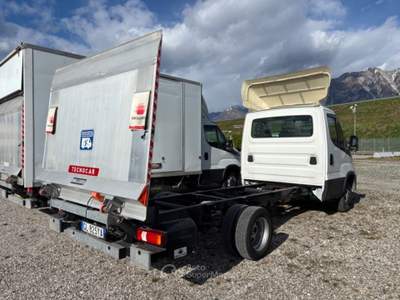 Iveco Daily 35C16 2.3 TELAIO CON SPONDA Bianco usata Gemona del Friuli