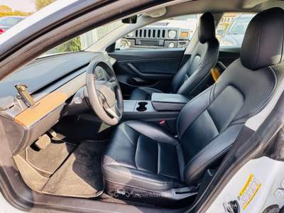 Tesla Model 3 Long Range Dual Motor AWD Bianco usata Stra