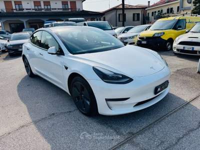 Tesla Model 3 Long Range Dual Motor AWD Bianco usata Stra