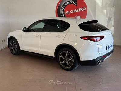 Alfa Romeo Stelvio 2.2 Turbodiesel 180 CV AT8 Super Bianco usata Crocetta del Montello